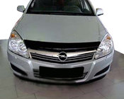Opel Astra H 2004–2013 Konepellin tuuliohjain (SIM) kuva 1