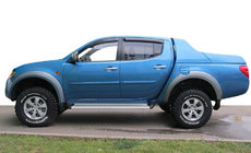 Mitsubishi L200 2006–2015 Sivulasin tuuliohjaimet (4 kpl, SIM) kuva 1