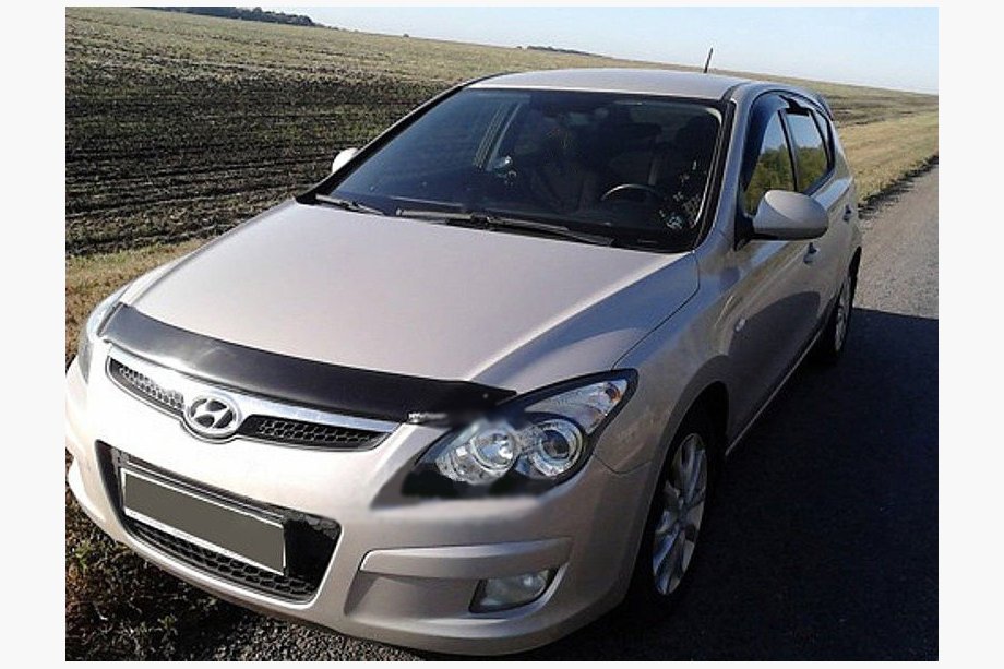 Hyundai I-30 2007–2011 Konepellin tuuliohjain (SIM) Image