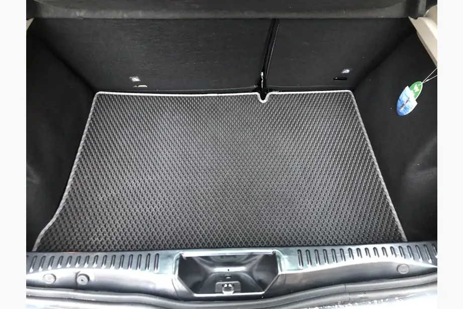 Renault Sandero 2013–2022 Tavaratilan matto (EVA, musta) Image