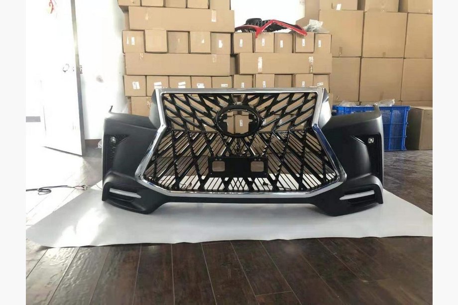 Toyota Hilux 2015– Etu puskuri Lexus-design V1 (2015-2020) Image