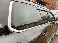 Toyota Land Cruiser 200 2007–2021 Takalasin kulmalistat (2 kpl, ruostumaton teräs) kuva 1