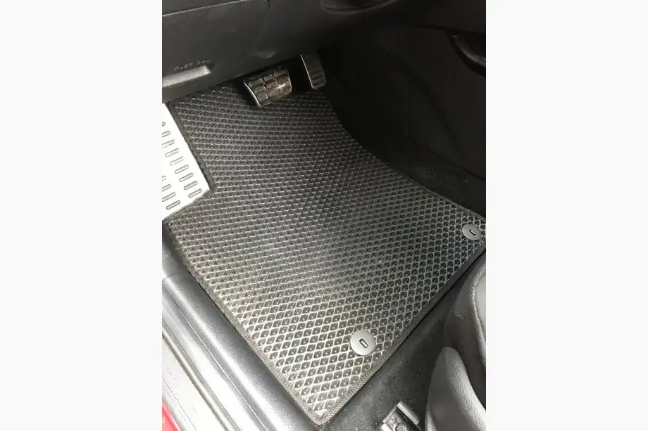 Kia Ceed 2018– EVA-lattiamatot (mustat) Image