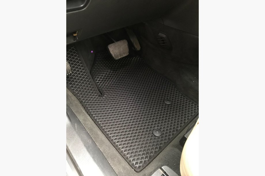 Volvo XC90 2002–2014 Polyuretaani auton lattiamatot (EVA, mustat) Image