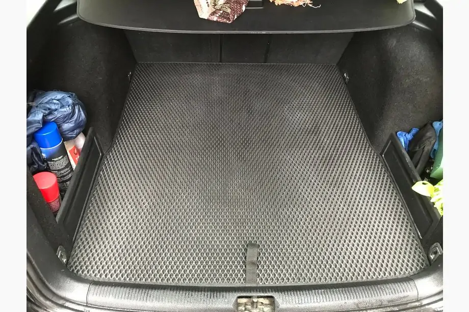 Volkswagen Passat B6 2006–2012 Tavaratilan matto (EVA, musta) SW Image