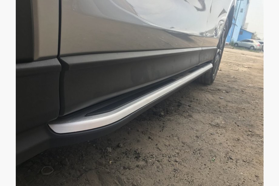 Mazda CX-9 2017– Alkuperäiset sivuaskelmat (2 kpl) Image