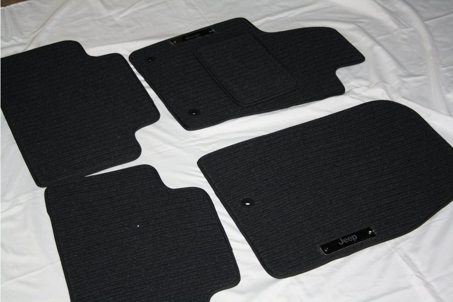 Jeep Grand Cherokee WK2 2010–2021 Tekstiiliset sisätilamatot (Corona) Image