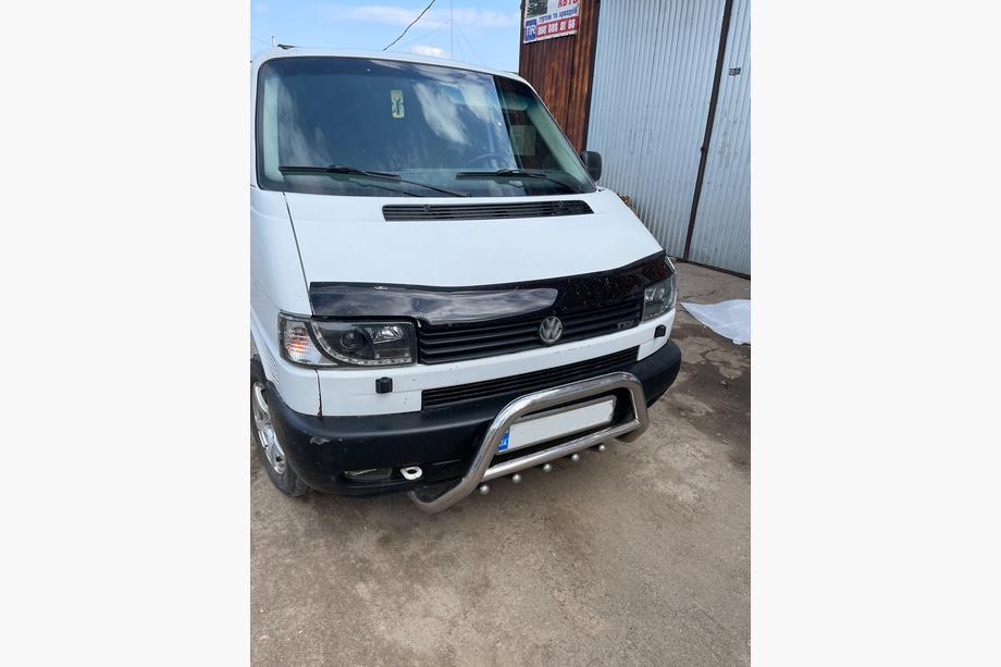 Volkswagen T4 Caravelle/Multivan 1990–2003 Kiveniskusuoja konepeltiin (suorat ajovalot) (HIC) Image