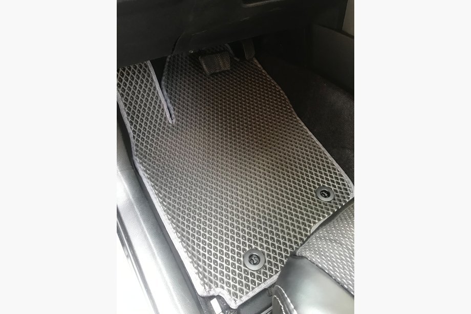 Toyota Rav 4 2013–2018 EVA-lattiamatot (mustat) Image