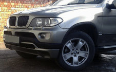 BMW X5 E53 1999–2006 Etupuskurin spoilerilippa (2003-2006, maalaamaton) kuva 1