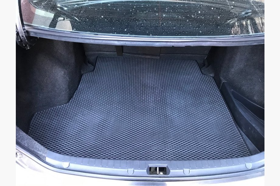 Toyota Corolla 2007–2013 Tavaratilan matto (EVA, musta) Image