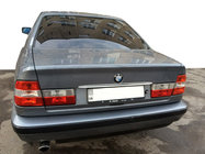 BMW 5-sarja E34 1988–1995 Kromilista rekisterikilven yläpuolelle (ruostumaton teräs) kuva 1