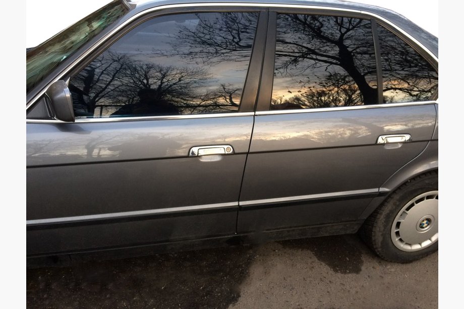 BMW 5-sarja E34 1988–1995 Kromiset ovenkahvan suojakuoret (4 kpl) Image