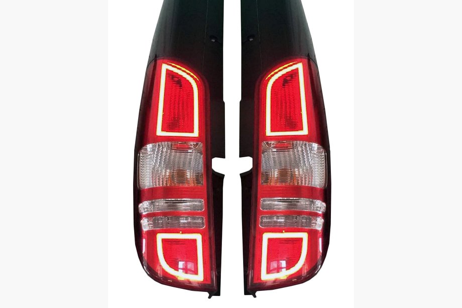Mercedes Vito W639 2004–2014 Eksklusiivinen! Viano-takavalot LED-parkkivaloilla Image