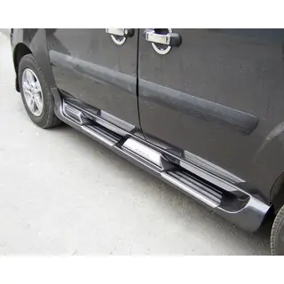 Sorento-tyyppiset sivukynnykset (maalattavaksi) Fiat Doblo I 2005–2010 kuva 1