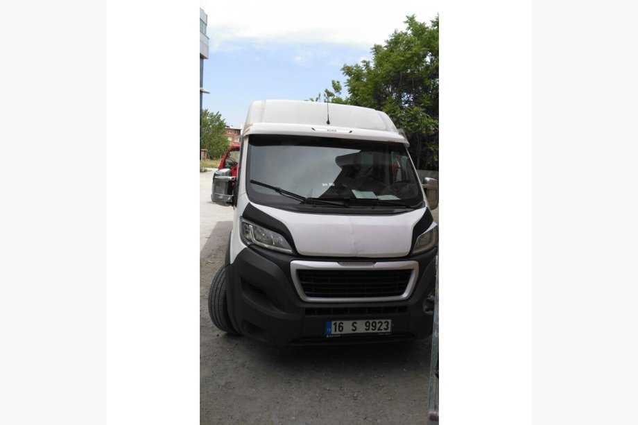 Citroen Jumper 2007–2025 Tuulilasin aurinkolippa (maalattava) Kuva 2