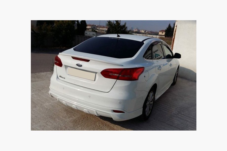 Ford Focus III 2011–2017 Takapuskurin diffuusori Sedan 2015↗ (maalattava) Image
