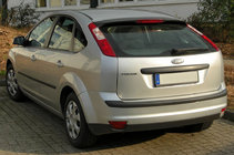 Ford Focus II 2005–2008 Takspoileri HB (maalattavaksi) kuva 1