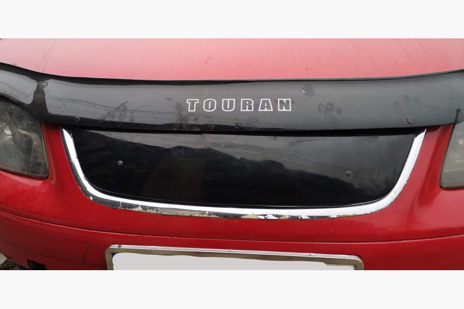 Volkswagen Touran 2003–2010 Jäähdyttimen talvisuoja (yläosa, 2003-2006) Kiiltävä Kuva 5