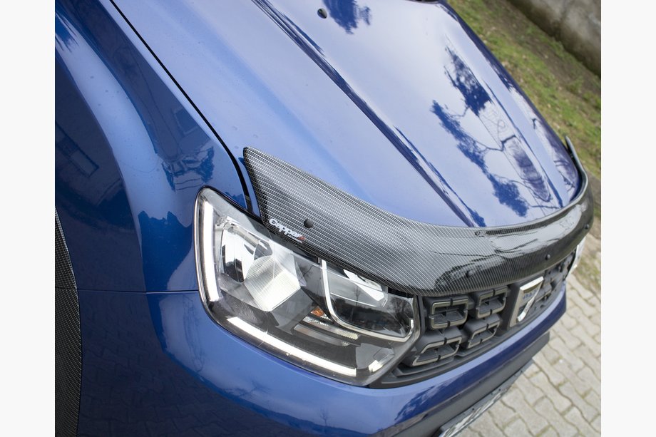 Renault Duster 2018–2024 Konepellin tuuliohjain (EuroCap, hiilikuitu-look) Image