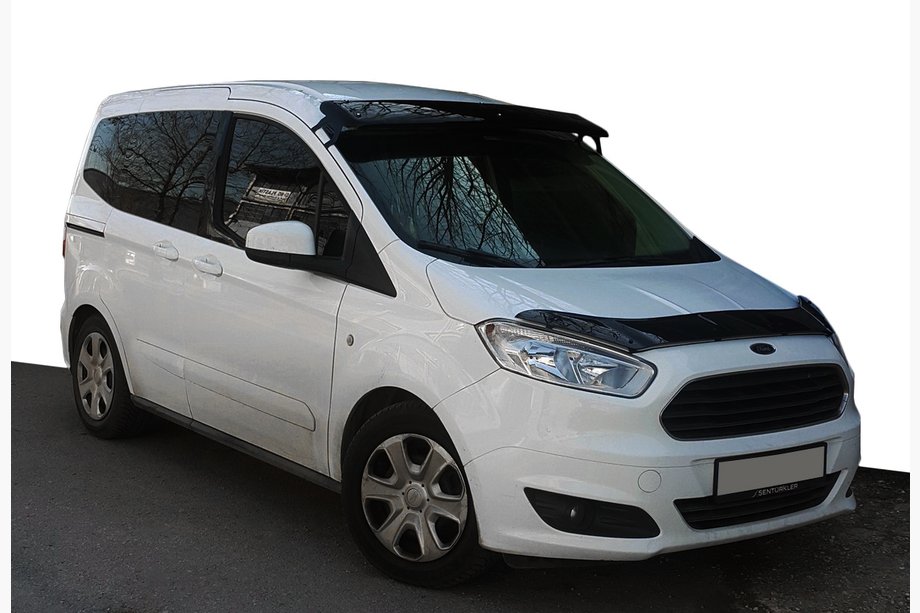 Ford Courier 2014–2023 Tuulilasin visiiri (kiiltomusta, 5 mm) Image