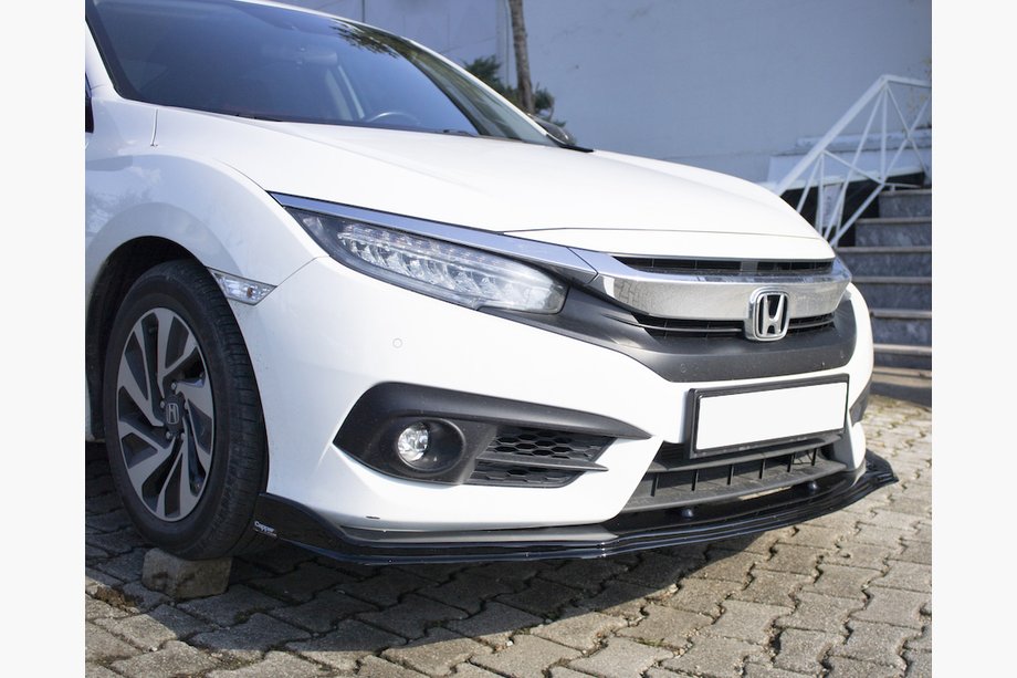 Honda Civic Sedan X 2016–2021 Etupuskurin lip-spoileri V1 (musta) Image