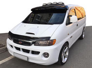 Hyundai H200, H1, Starex 1998–2007 Tuulilasin visiiri (kiiltomusta, 5 mm) kuva 1