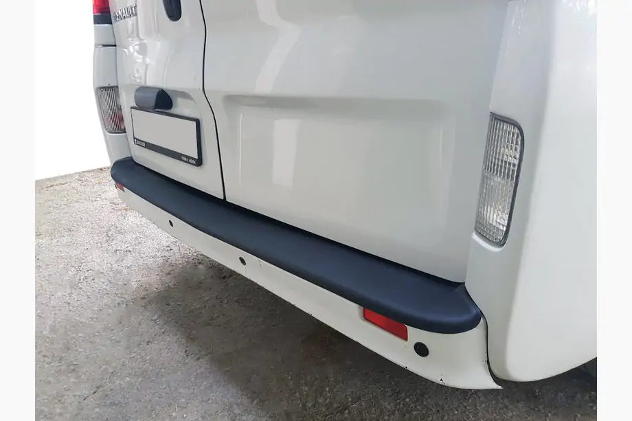 Renault Trafic 2001–2015 Takapuskurin suojalista EuroCap (ABS) Image