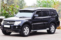 Mitsubishi Pajero Wagon IV 2006–2021 Tuulilasivisiiri kuva 1