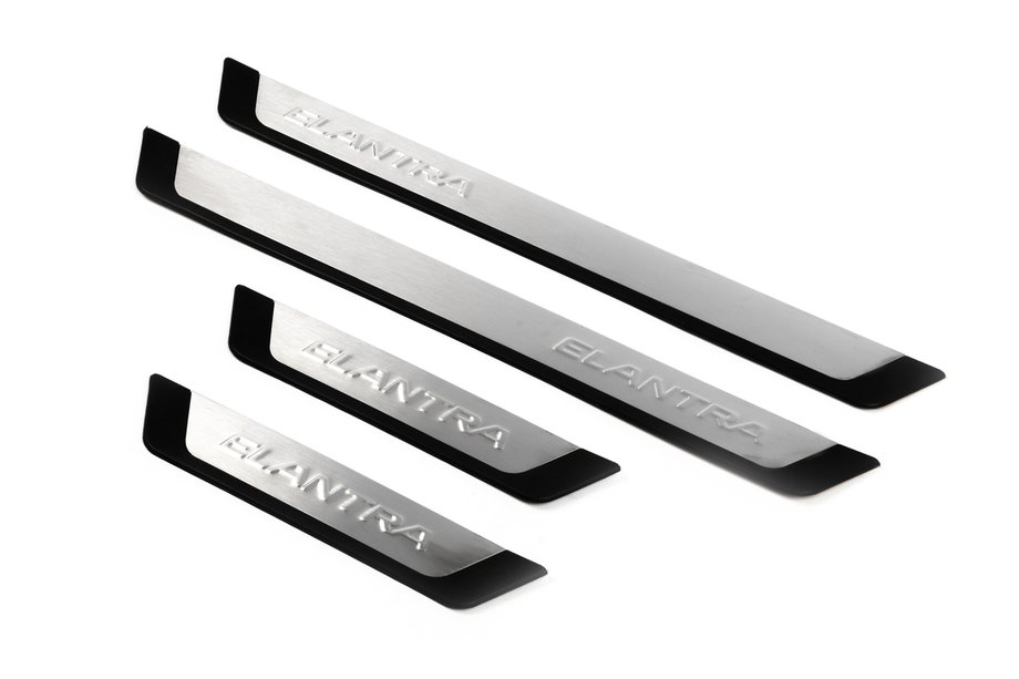 Hyundai Elantra (MD/UD) 2011–2015 Ovikynnyslistat (4 kpl, ruostumaton teräs) Image