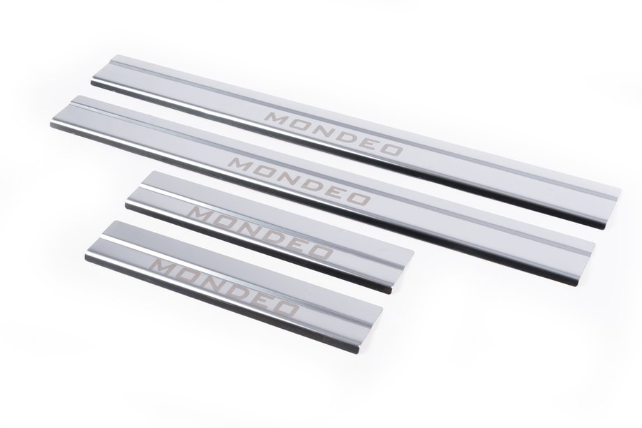 Ford Mondeo 2000–2007 CARMOS-kynnyslistat (4 kpl, ruostumatonta terästä) Image