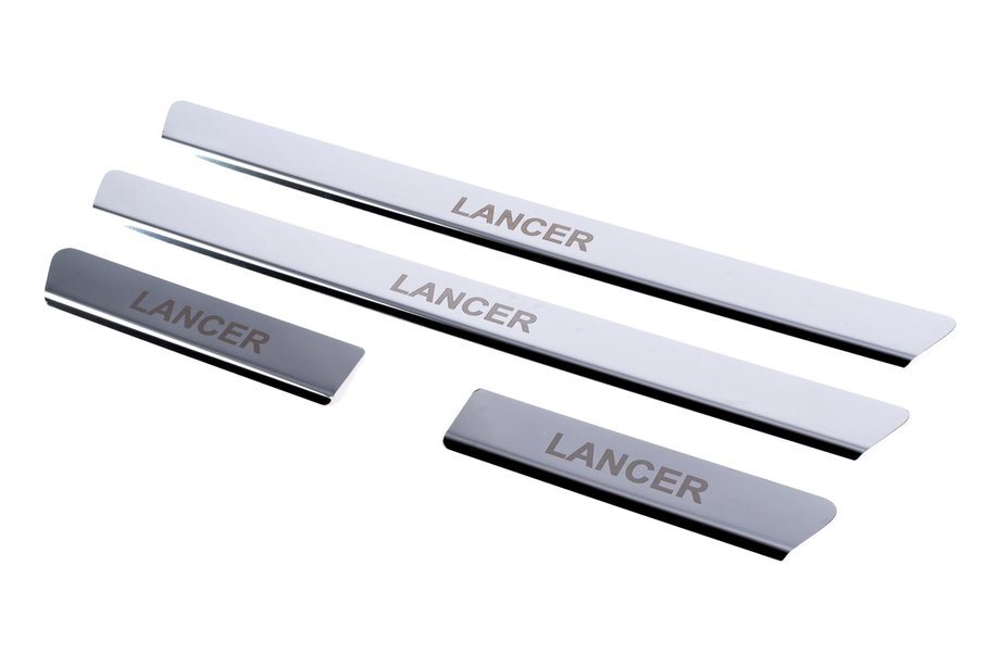 Mitsubishi Lancer 9 2004–2008 Carmos V1 kynnyslistat (4 kpl, ruostumaton teräs) Image