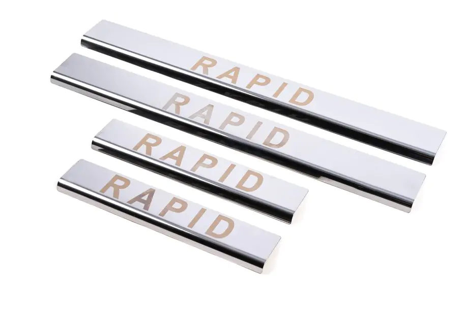 Skoda Rapid 2012–2019 Carmos V1 kynnyslistat (4 kpl, ruostumatonta terästä) Image