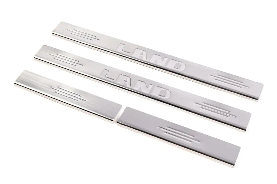 Toyota Land Cruiser 100 1998–2007 Carmos kynnyslistat (4 kpl, RST) Kuva 1