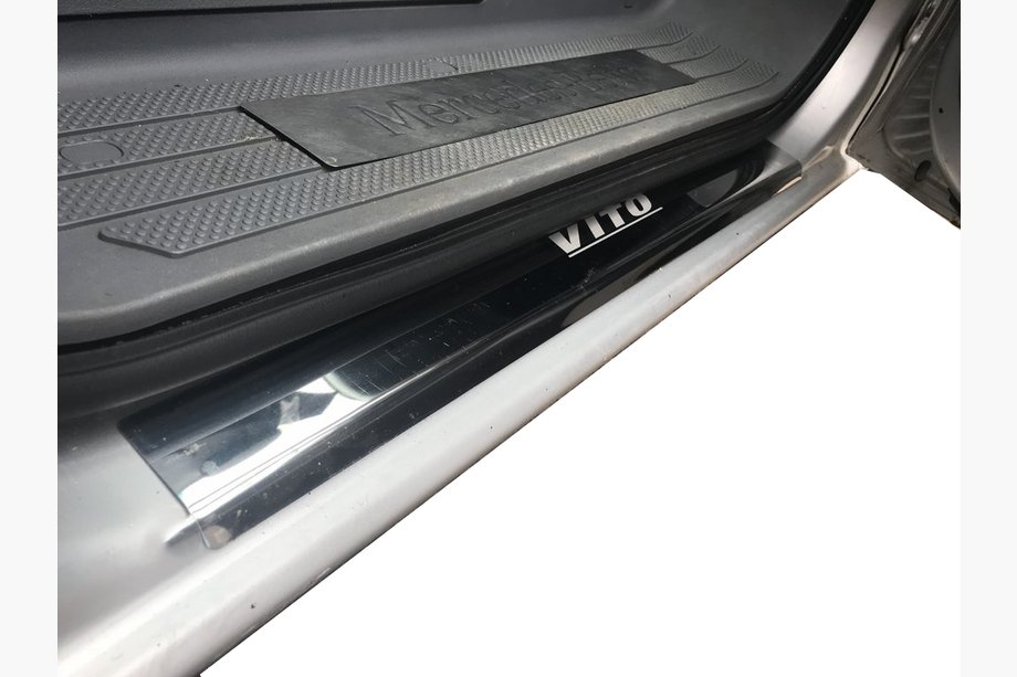 Mercedes Vito W639 2004–2014 Kynnyslistat Laser-tyyli (2 kpl, teräs) Kuva 2