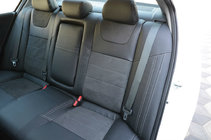 Honda Accord IX 2013–2017 Istuinsuojat Alcantara ↗ keinonahka kuva 2