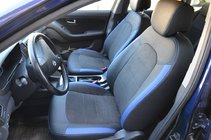 Hyundai Elantra (HD) 2006–2011 Istuinsuojat Elite (keinonahka + Alcantara-jäljitelmä) kuva 2
