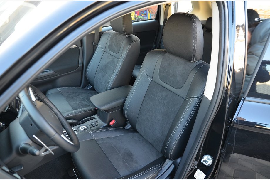 Mitsubishi Outlander 2012–2021 SoyuzAuto Leather-style istuinsuojat Image