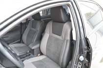 Toyota Corolla 2013–2019 Istuinsuojat Elite (keinonahka + Alcantara-jäljitelmä) kuva 1
