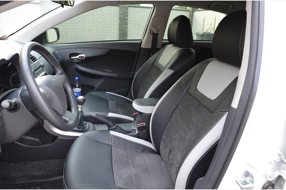 Toyota Corolla 2007–2013 Alkuperäiset SoyuzAuto Leather style -istuinsuojat Image