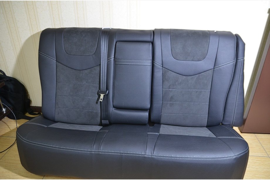 Toyota Prius 2009–2015 SoyuzAuto Leather-style istuinsuojat Image