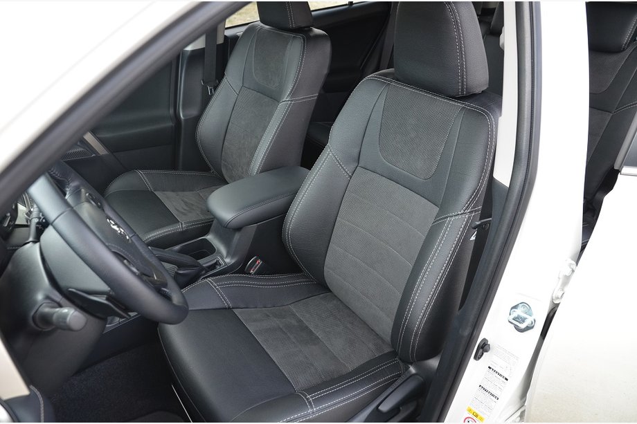 Toyota Rav 4 2013–2018 SoyuzAuto Leather-style istuinsuojat Image