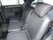 Volkswagen Touran 2010–2015 Auton penkinpäälliset (keinonahka↗kangas, Premium) kuva 2