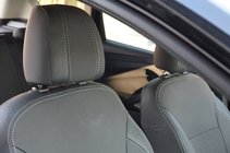 Ford Kuga/Escape 2013–2019 Auton istuinsuojat (kangas/keinonahka, Premium) kuva 2