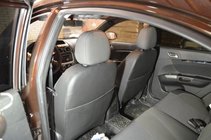 Geely Emgrand X7 2011– Uutuus! Brothers Premium -keinonahkaiset istuinsuojat kuva 2