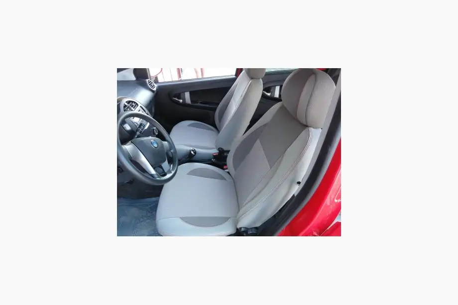 Geely LC Cross 2008–2016 Uutuus! Brothers Premium -keinonahkaiset istuinsuojat Image