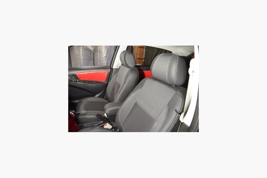 Geely MK Cross 2010–2016 Ekonahkaiset istuinsuojat SoyuzAuto Premium Image