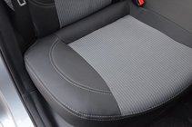 Hyundai Elantra (MD/UD) 2011–2015 Uutuus! SoyuzAuto Premium -auton istuinsuojat kuva 3