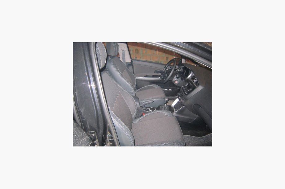 Kia Ceed 2012–2018 Auton istuinsuojat (keinonahka→kangas, Premium) Image