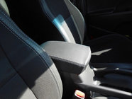 Kia Sportage 2010–2015 Auton penkinpäälliset (keinonahka↗kangas, Premium) kuva 3